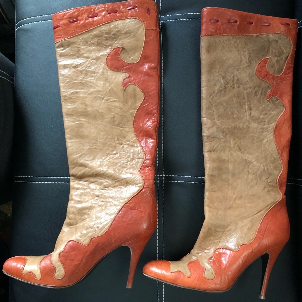 Dolce & Gabbana leather boots; Size 9.5
